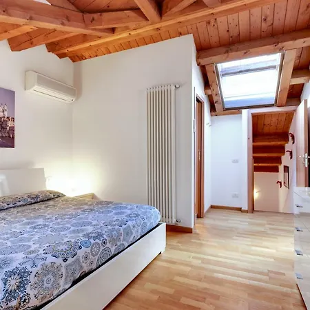 Little Canal 8 * Venise