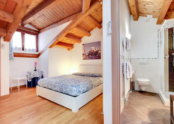 Little Canal 8 * Venise